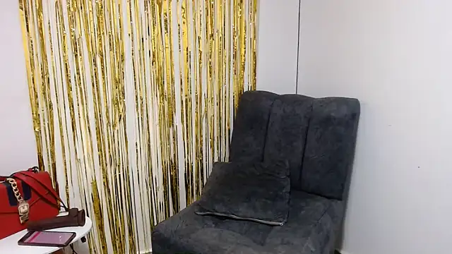 BlondeNatalia online show from June 2026 08:17:02 AM