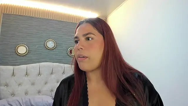 Snapshot of SamyandAllison chatting on July 2026 08:26:01 PM SamyandAllison online show from July 2026 08:26:01 PM