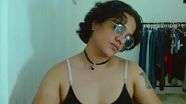 Snapshot of Diane_exotic chatting on June 2026 11:10:02 PM Diane exotic online show from June 2026 11:10:02 PM