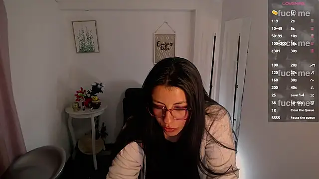 Snapshot of Valeri_bj chatting on June 2026 08:32:02 PM Valeri bj online show from June 2026 08:32:02 PM