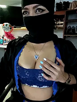 nadia  abaud online show from September 2025 01:43:01 AM