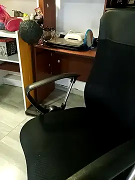 nadia  abaud online show from October 2025 01:00:02 AM