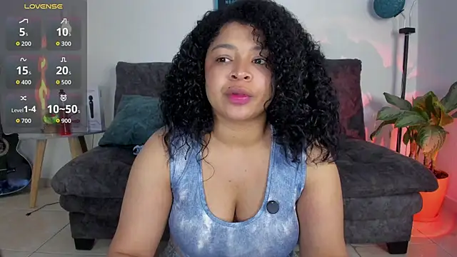 Snapshot of Nerea- chatting on July 2026 04:51:02 AM Nerea- online show from July 2026 04:51:02 AM
