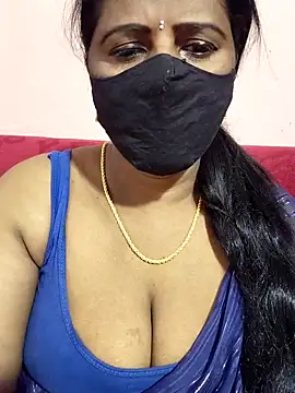 Snapshot of Sunitha-tamilponu chatting on May 2026 06:24:02 PM Sunitha-tamilponu online show from May 2026 06:24:02 PM