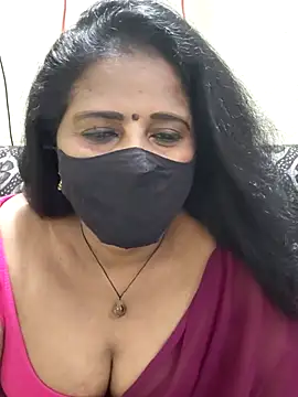 Snapshot of Sunitha-tamilponu chatting on July 2026 06:54:02 PM Sunitha-tamilponu online show from July 2026 06:54:02 PM