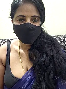 Snapshot of Sunitha-tamilponu chatting on July 2026 08:14:01 PM Sunitha-tamilponu online show from July 2026 08:14:01 PM