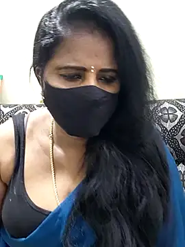 Snapshot of Sunitha-tamilponu chatting on July 2026 08:51:01 AM Sunitha-tamilponu online show from July 2026 08:51:01 AM
