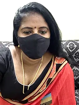 Snapshot of Sunitha-tamilponu chatting on July 2026 11:04:02 PM Sunitha-tamilponu online show from July 2026 11:04:02 PM