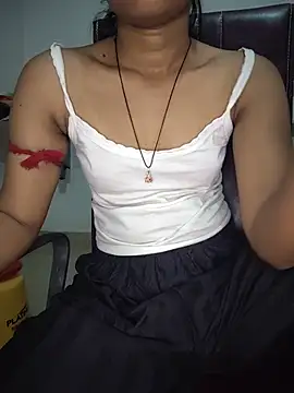 ESHA-LOVE online show from June 2026 04:09:02 PM