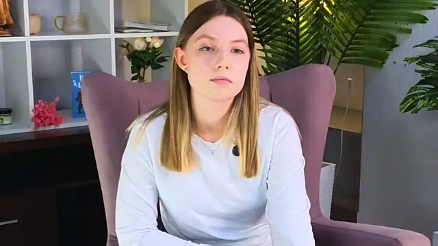 RebeccaAzim online show from April 2026 12:43:01 PM