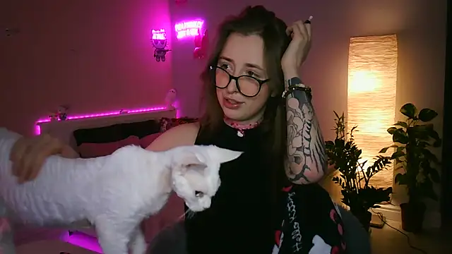 Snapshot of she_tora69 chatting on April 2026 11:09:02 PM she tora69 online show from April 2026 11:09:02 PM