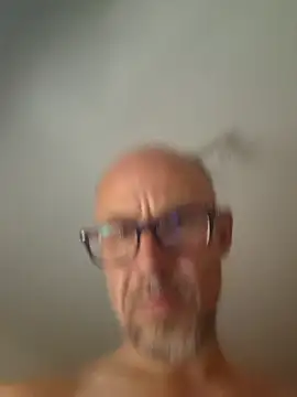 raphaelue online show from June 2026 10:03:02 PM