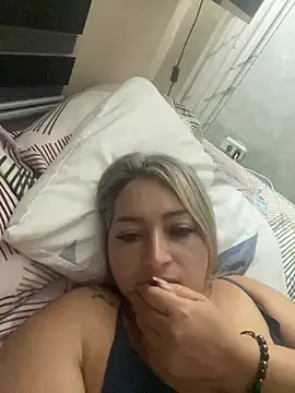 Arley-23 online show from April 2026 07:39:01 AM