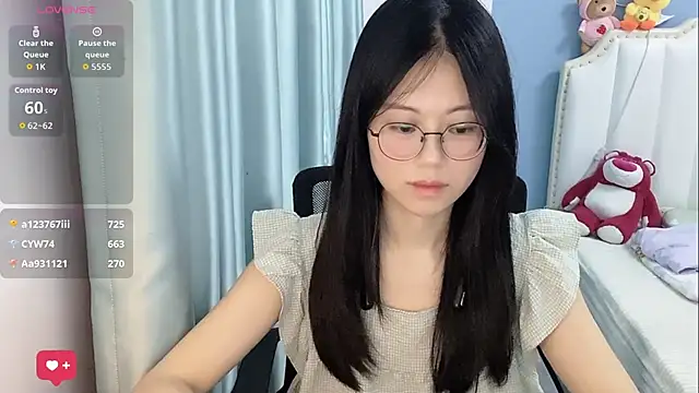 Luna-666 online show from May 2026 03:04:02 AM