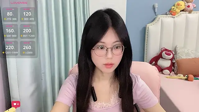 Luna-666 online show from July 2026 03:47:02 PM