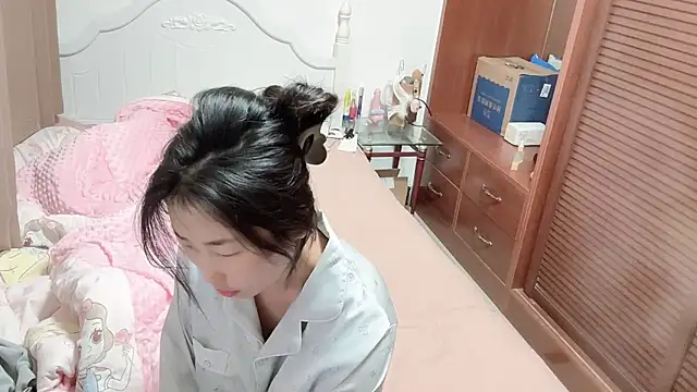 Snapshot of XIAOnaimao-001 chatting on May 2026 02:39:01 AM XIAOnaimao-001 online show from May 2026 02:39:01 AM