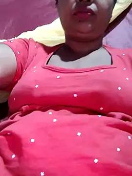 Snapshot of Gulapi_N chatting on May 2026 12:05:01 AM Gulapi N online show from May 2026 12:05:01 AM