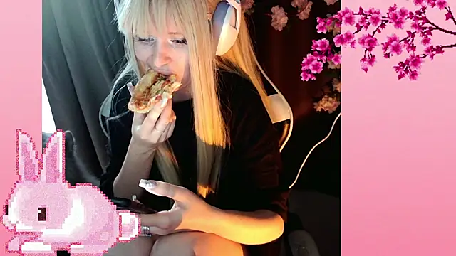 AmmiRinn online show from June 2026 01:53:02 PM