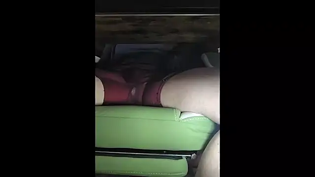 sulledy online show from April 2026 04:37:02 PM