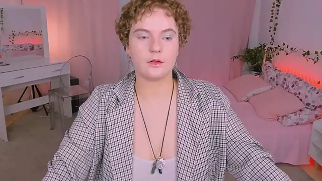 Snapshot of MelittaStorrie chatting on May 2026 06:32:01 AM MelittaStorrie online show from May 2026 06:32:01 AM