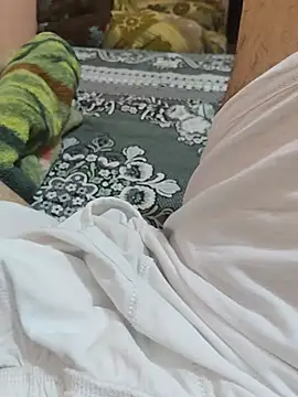 TootedFreezing online show from August 2026 05:51:01 PM