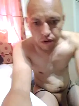 Snapshot of Josefue chatting on May 2026 10:51:02 PM Josefue online show from May 2026 10:51:02 PM
