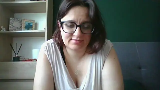 Snapshot of sensual_paris chatting on July 2026 05:32:01 AM sensual paris online show from July 2026 05:32:01 AM