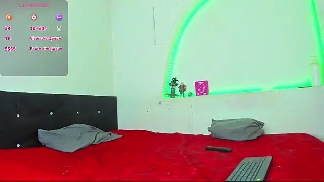 Snapshot of liammendoza98 chatting on May 2026 12:10:01 PM liammendoza98 online show from May 2026 12:10:01 PM