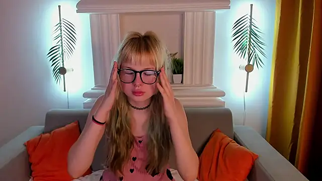Snapshot of Ammelia_Backerr chatting on April 2026 01:12:01 AM Ammelia Backerr online show from April 2026 01:12:01 AM