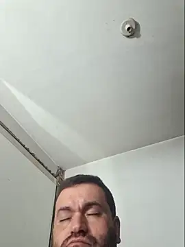 comeraba online show from May 2026 02:29:01 AM