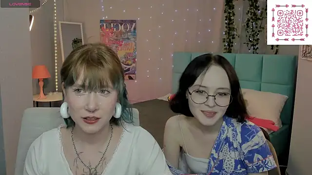 Lilac-Muse online show from May 2026 11:50:01 AM