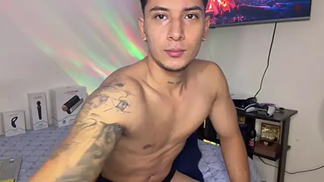 Snapshot of SexxxySquirterStev777 chatting on May 2026 08:14:02 PM SexxxySquirterStev777 online show from May 2026 08:14:02 PM