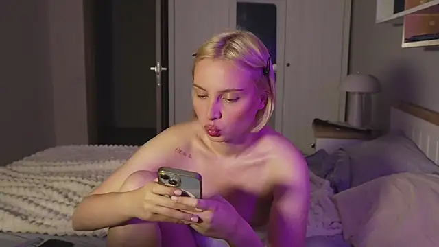 SweetPunisherr online show from August 2026 06:54:02 PM