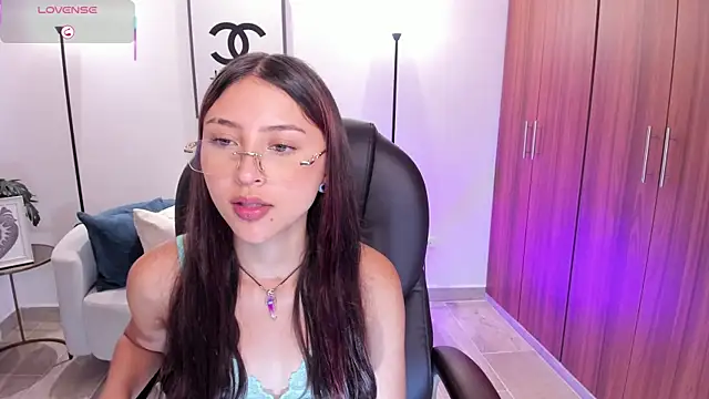 Snapshot of Nikky_sweett_ chatting on May 2026 08:48:02 PM Nikky sweett online show from May 2026 08:48:02 PM