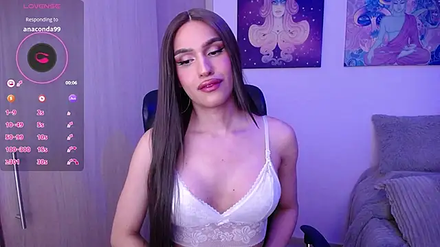 Snapshot of GiaMint chatting on June 2026 02:34:02 AM GiaMint online show from June 2026 02:34:02 AM