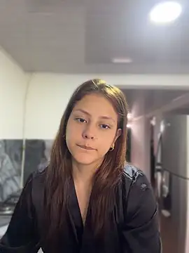 HayleyRoss  online show from June 2026 05:45:01 PM