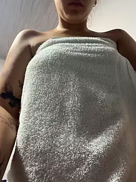 HayleyRoss  online show from July 2026 02:12:02 PM