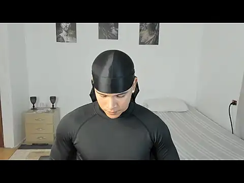 sant wahlberg online show from May 2026 10:48:01 PM