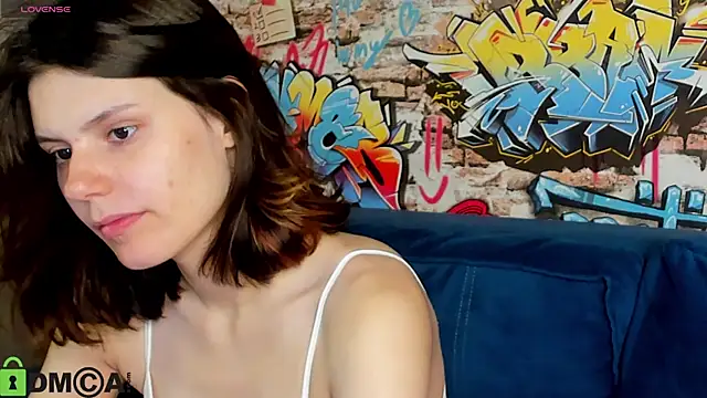 Snapshot of Kira_Be11 chatting on June 2026 01:16:01 AM Kira Be11 online show from June 2026 01:16:01 AM