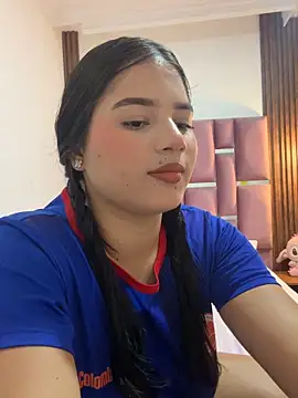 Mulan rousse online show from June 2026 10:03:02 PM