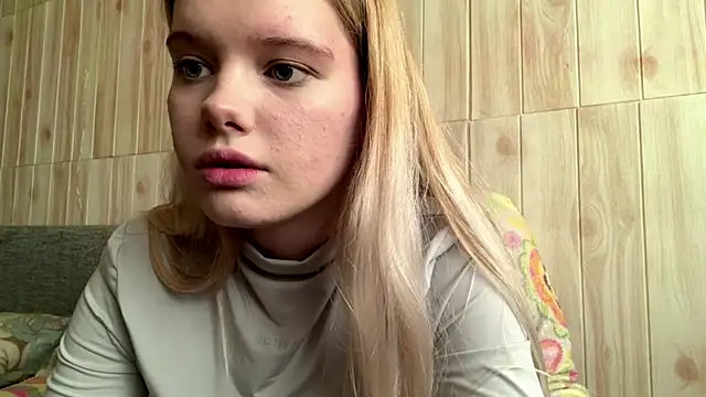 Malinwitch online show from June 2026 03:27:01 PM
