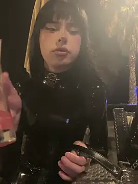 hailiechyll online show from May 2026 09:35:02 PM
