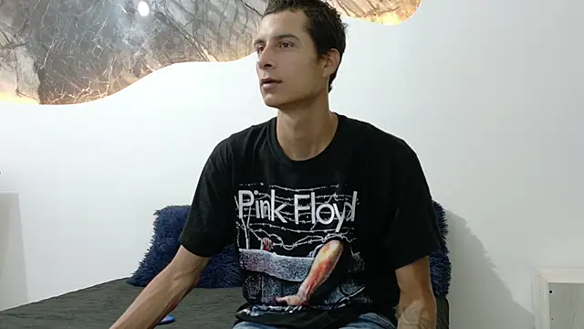 cameronsilverman online show from June 2026 09:06:02 PM