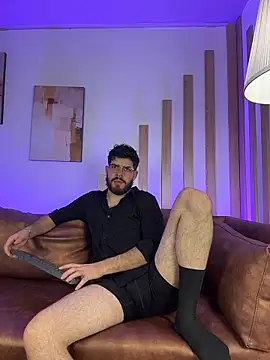 Snapshot of DomBoy_ chatting on June 2026 08:19:02 PM DomBoy online show from June 2026 08:19:02 PM