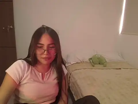 Snapshot of abbyyandmaxx chatting on May 2026 04:26:02 PM abbyyandmaxx online show from May 2026 04:26:02 PM