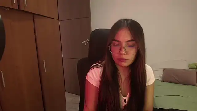 Snapshot of abbyyandmaxx chatting on May 2026 05:09:02 PM abbyyandmaxx online show from May 2026 05:09:02 PM
