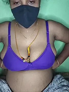 Snapshot of tamil_butterfly chatting on June 2026 06:12:01 PM tamil butterfly online show from June 2026 06:12:01 PM