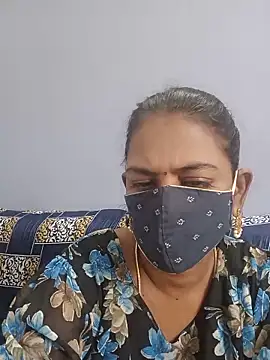 Snapshot of cathrine92 chatting on June 2026 05:30:01 AM cathrine92 online show from June 2026 05:30:01 AM