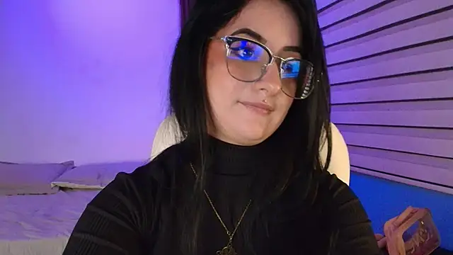 Snapshot of AnnyBonne9 chatting on May 2026 02:45:01 PM AnnyBonne9 online show from May 2026 02:45:01 PM