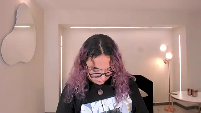 LoiseHarper online show from May 2026 07:34:02 PM